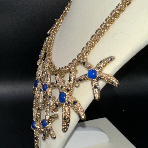 Stunning Gold Starfish Necklace with Blue Accents Bib Style 16" Costume Jewelry - Picture 5 of 6